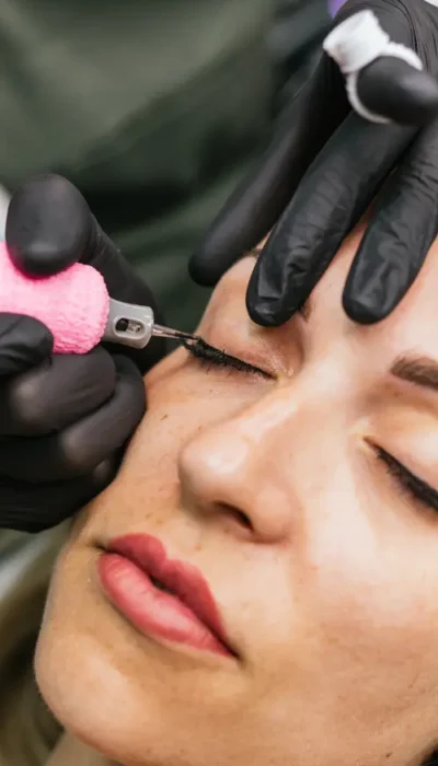 tatuarse la raya del ojo valencia